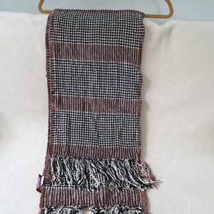 Black Checkered Velvety Soft Scarf